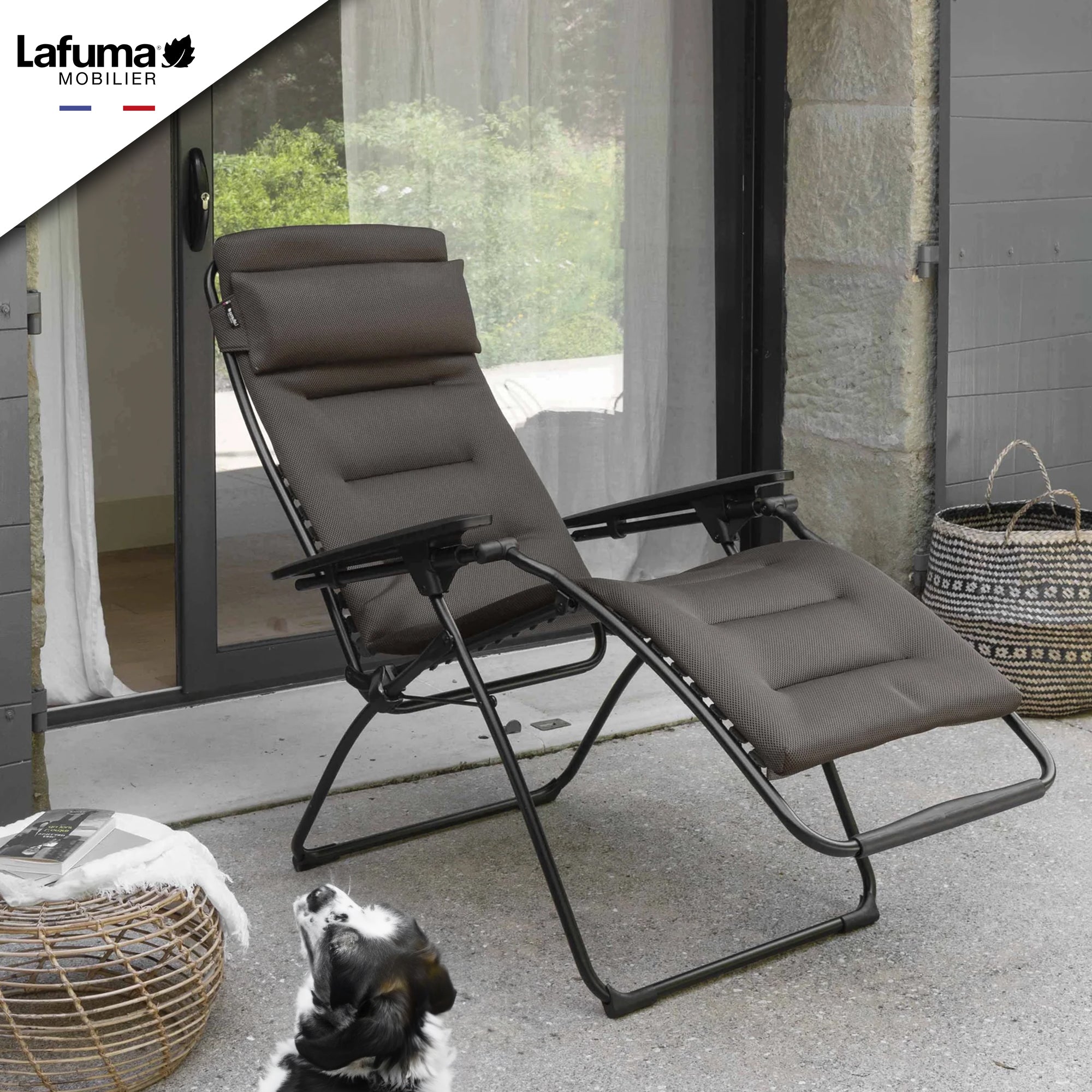 Lafuma Futura Air Comfort XL Series Outdoor Relaxation Chair, Taupe (Used) - VMInnovations