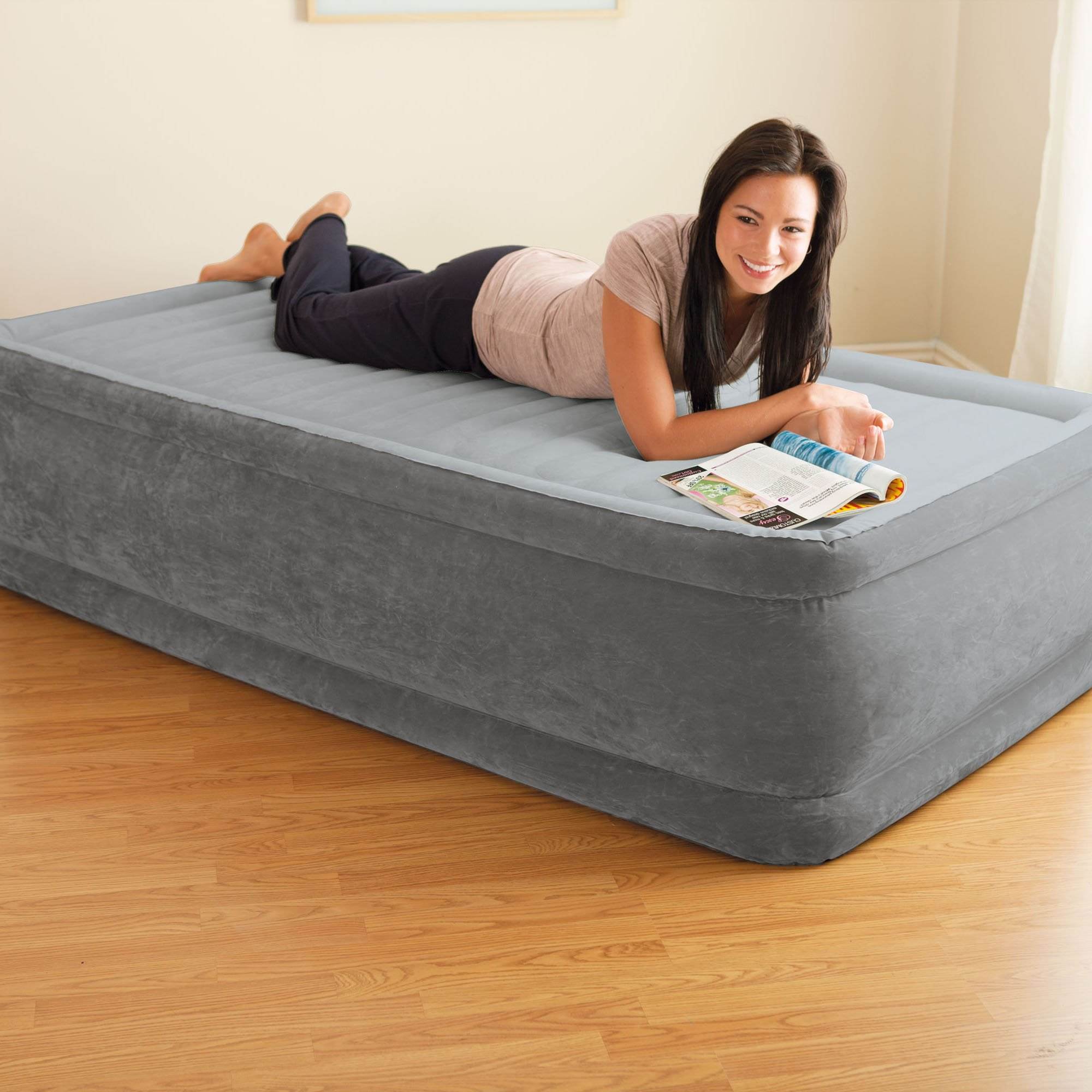 Intex Comfort Dura-Beam Elevated Twin Air Mattress w/ Built-In Pump (10 Pack)