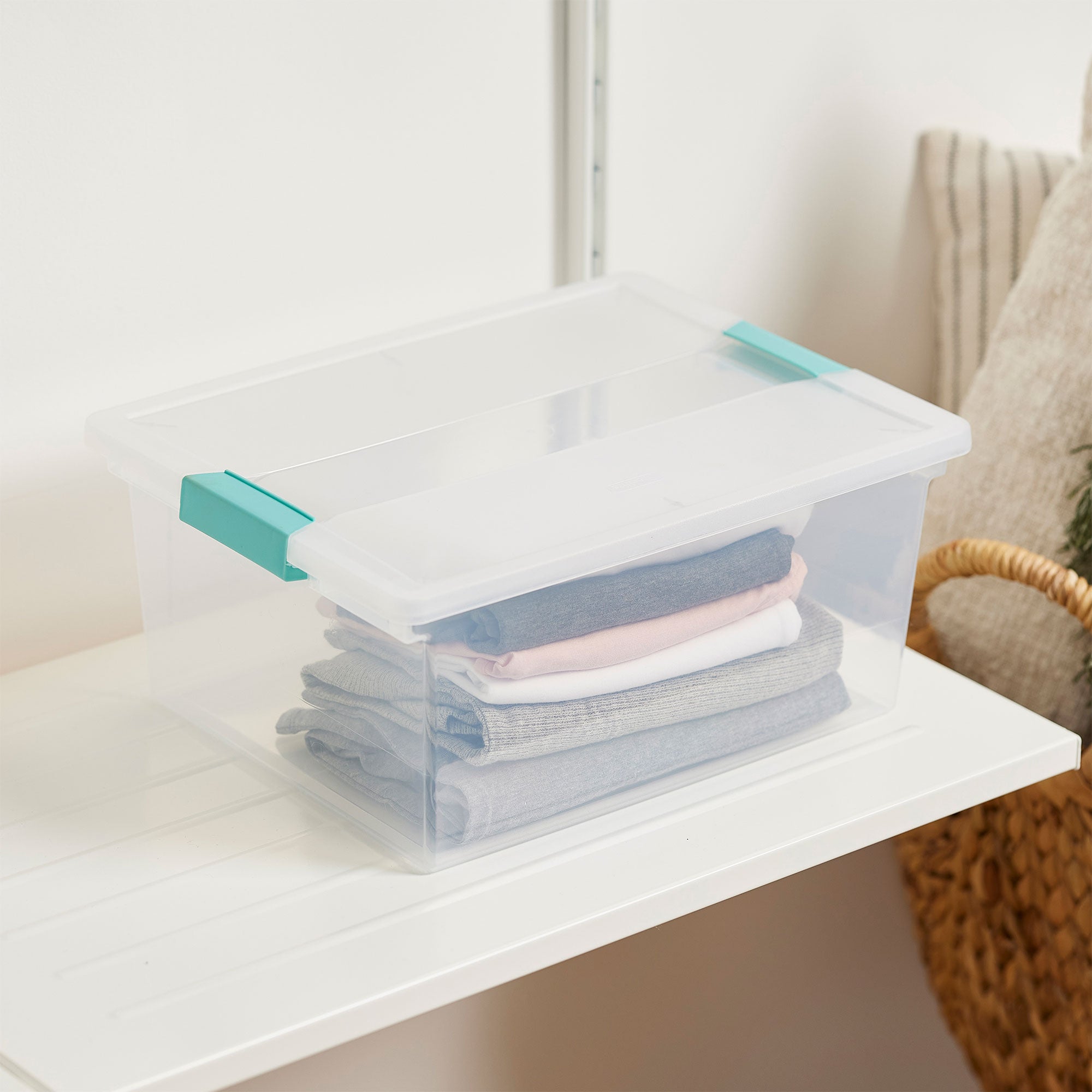 Sterilite Medium Clear Storage Tote, 4 Pack, & Large Clear Storage Tote, 4 Pack - VMInnovations