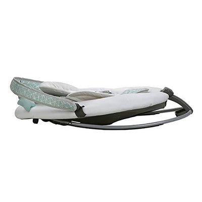 Graco Duet Star Rocker Lightweight Stationary Vibrating Seat with Travel Tote