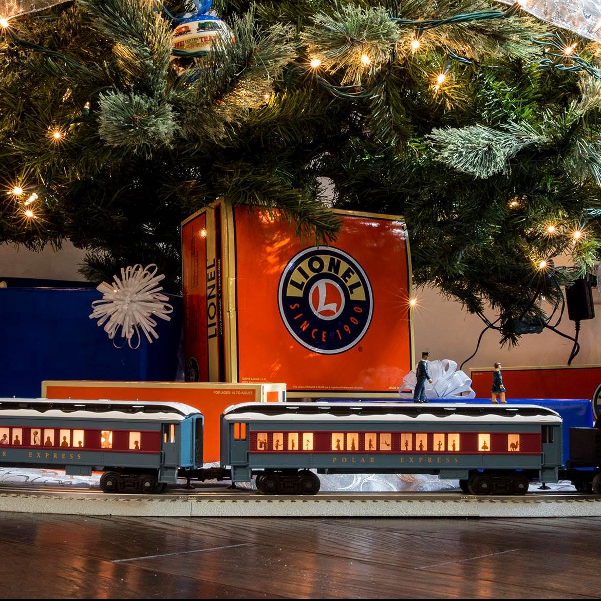 Lionel Trains The Polar Express Passenger Electric Powered Bluetooth Train Set