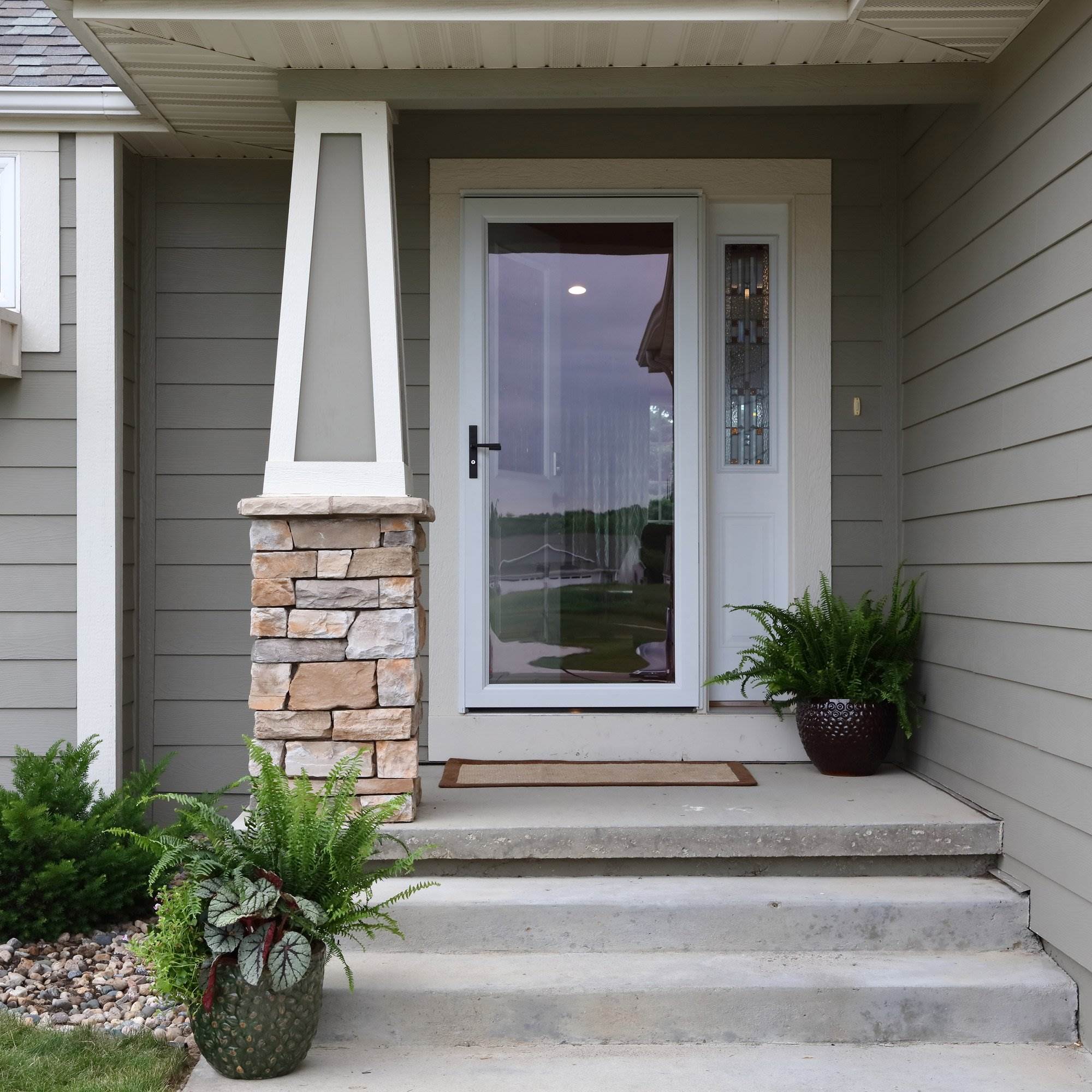Larson Envision Series Fullview Low E Left Hinged 36" Aluminum Storm Door, White