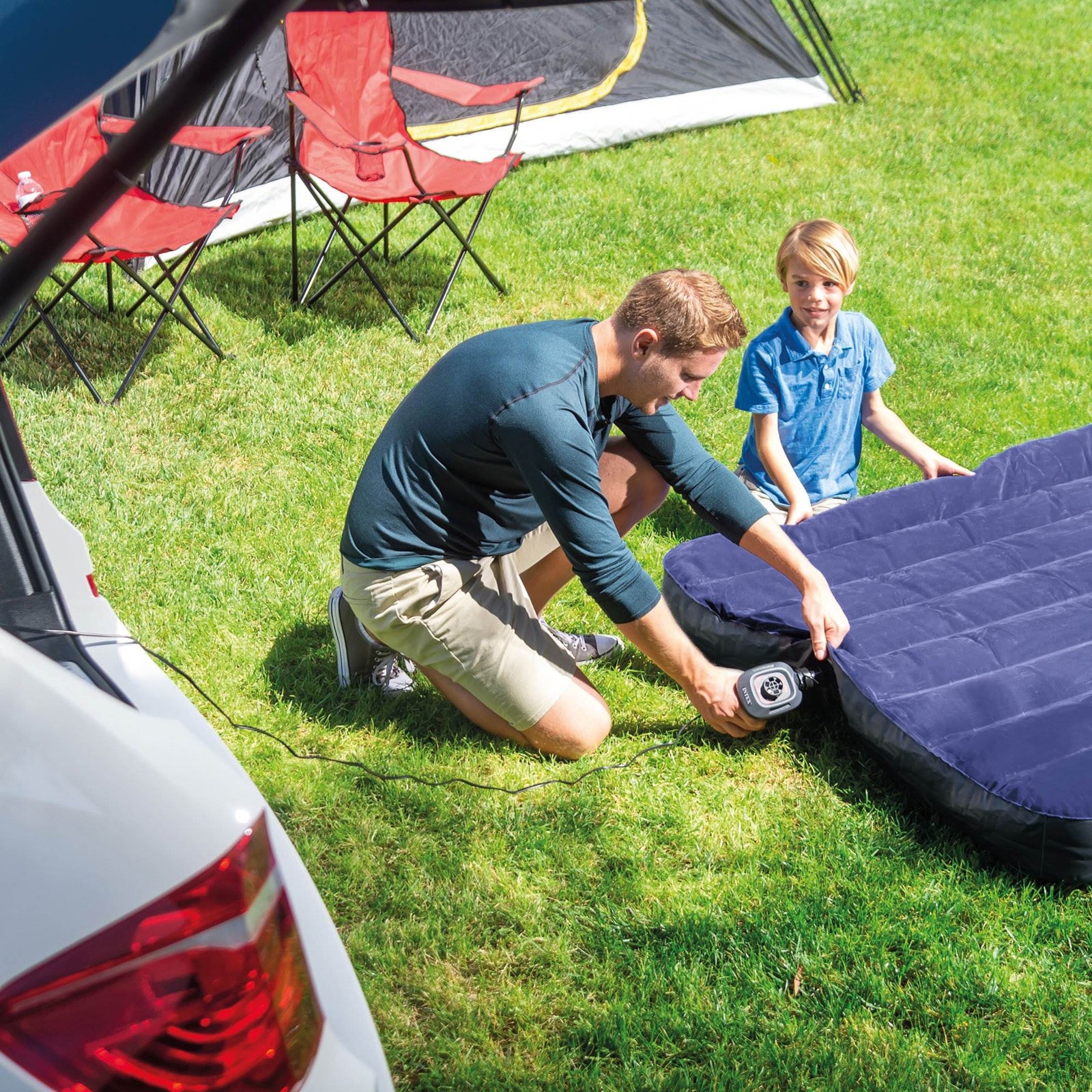 Intex 12 V Quick-Fill DC Car 23 CFM Inflatable Float & Air Bed Pump (Open Box) - VMInnovations