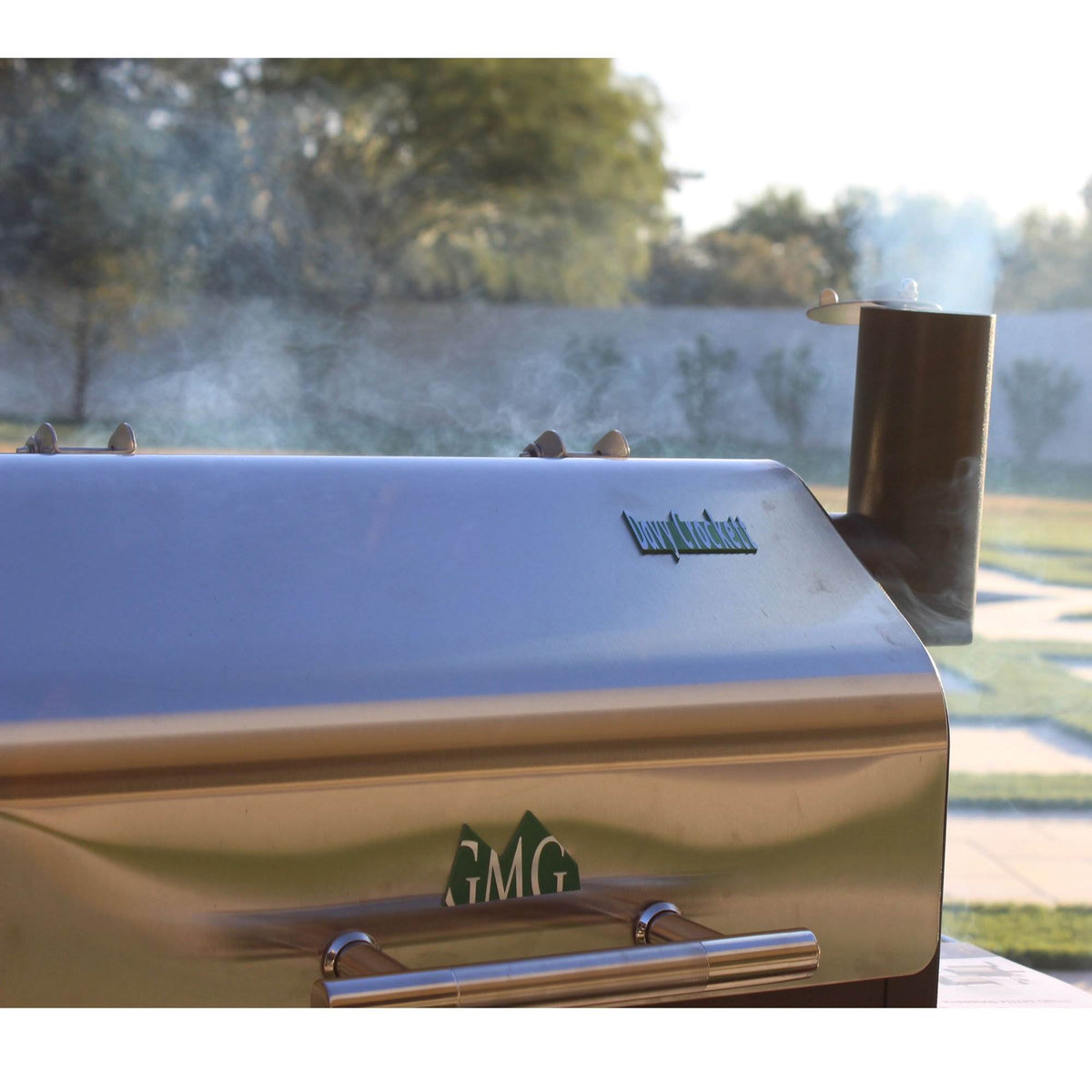 Green Mountain Davy Crockett Wifi Pellet Electric Grill & Grilling Pellets - VMInnovations