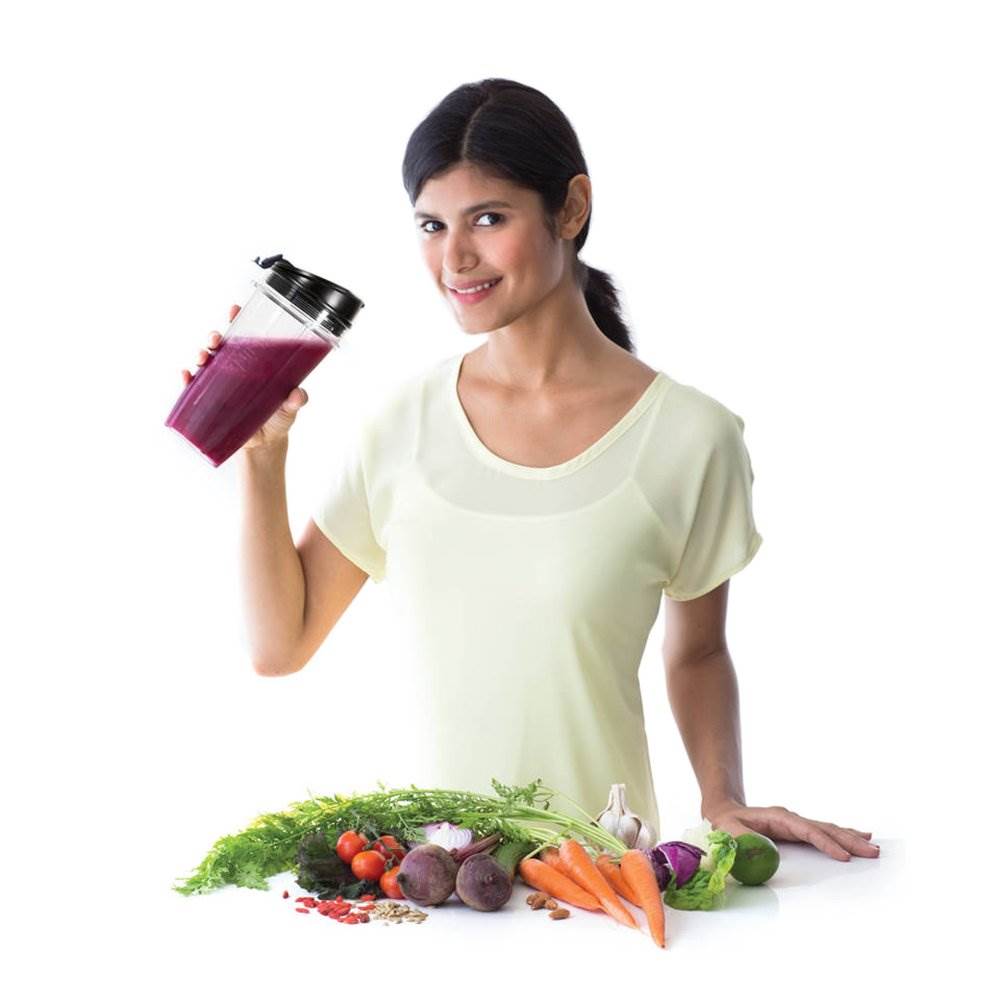 Nutri Ninja BL456 Pro 900 Watt Professional Blender w/ 101 Healthy Recipe Guide