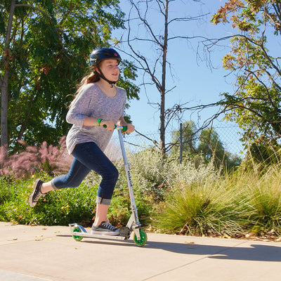 Razor A3 Kids Folding Portable Kick Push Scooter w/ Wheelie Bar, Green (3-Pack)