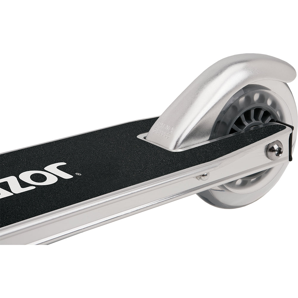 Razor A4 Folding Pro Aluminum Kids Kick Scooter | 13018011 - Used