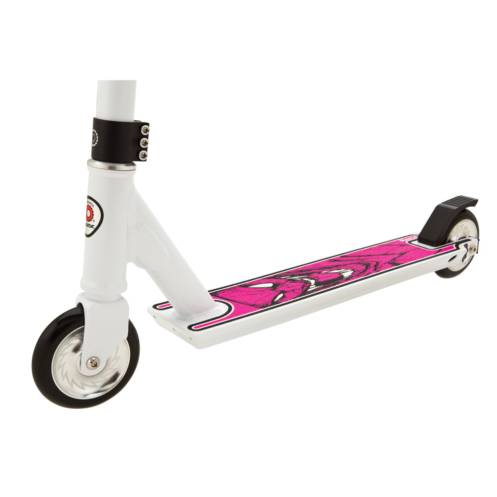 Razor Pro Rider El Dorado Deluxe Kids Outdoor Kick Scooter, White (Open Box)