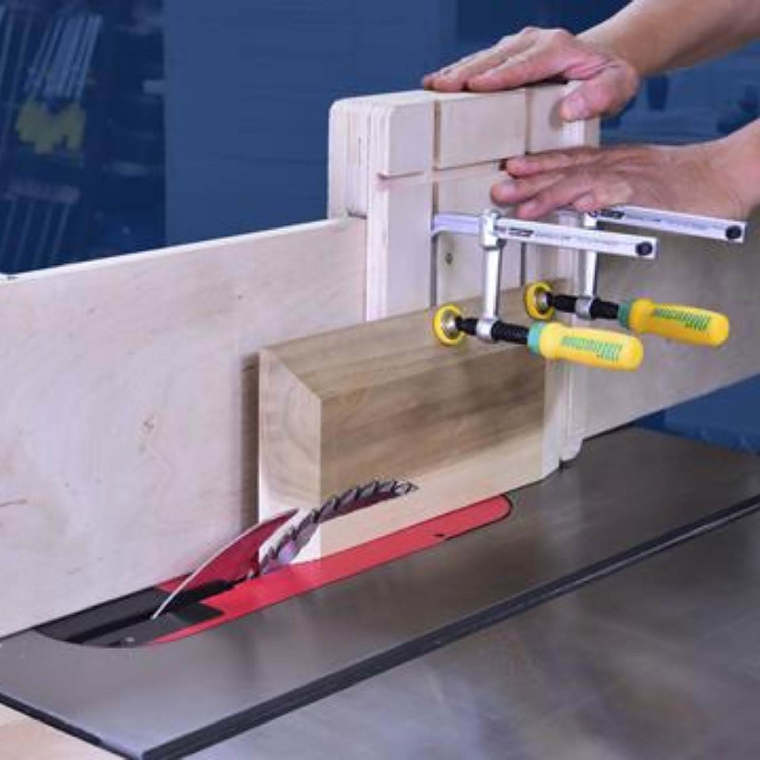 Microjig Dovetail Clamps (2 Pack) & Dremel Circular Saw (Certified Refurbished)