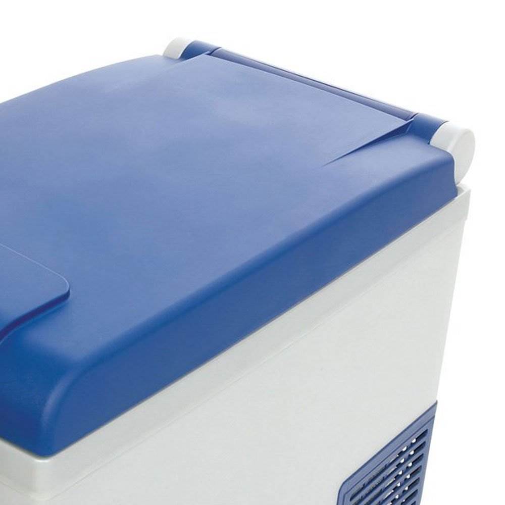 ARB Portable 50 Qt. Car Travel Fridge Freezer & MAXTRAX Vehicle Recovery Device