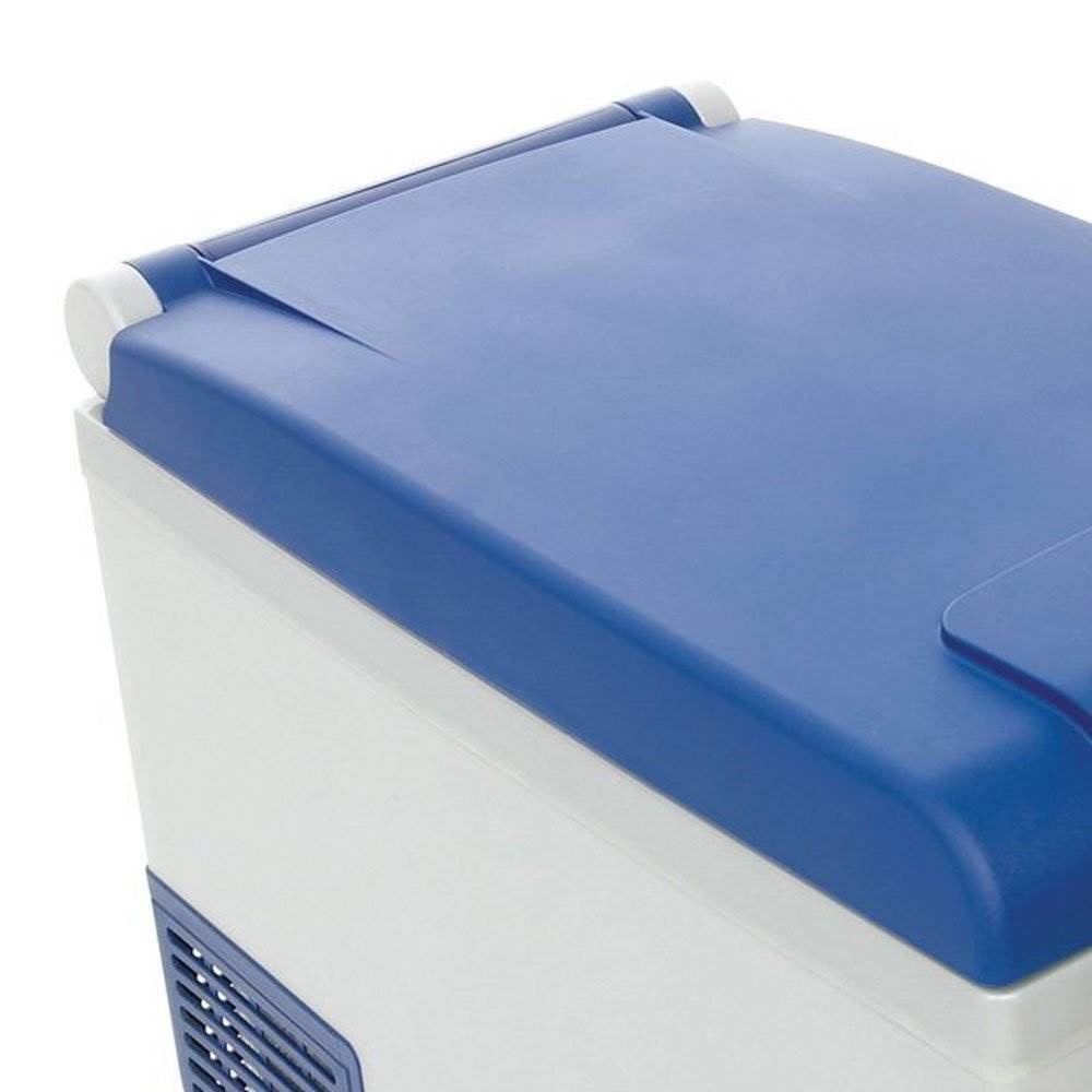 ARB Portable 50 Qt. Car Travel Fridge Freezer & MAXTRAX Vehicle Recovery Device