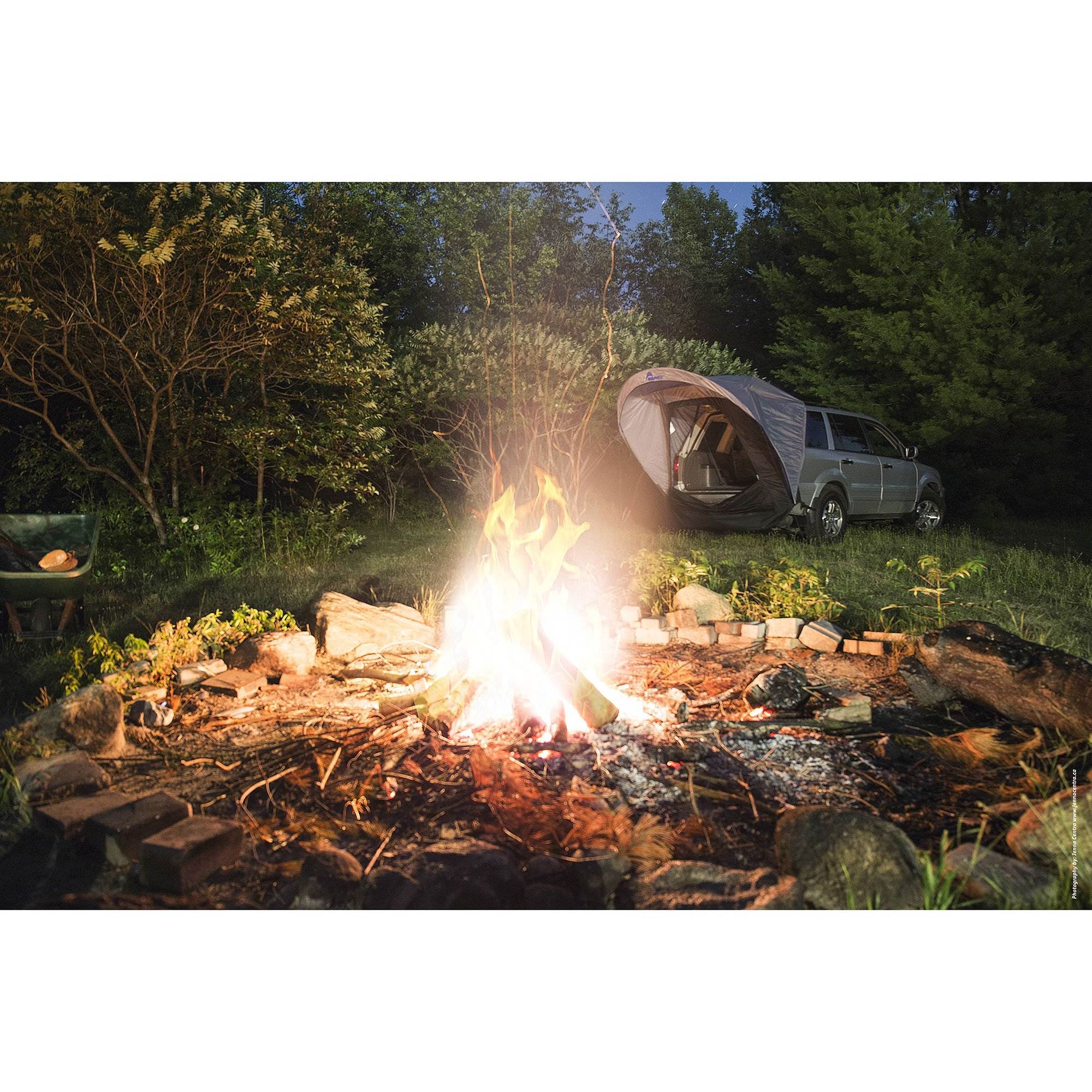 Napier Sportz Cove 61500 Mid to Full Size SUV Tailgate Shade Awning Tent, Gray