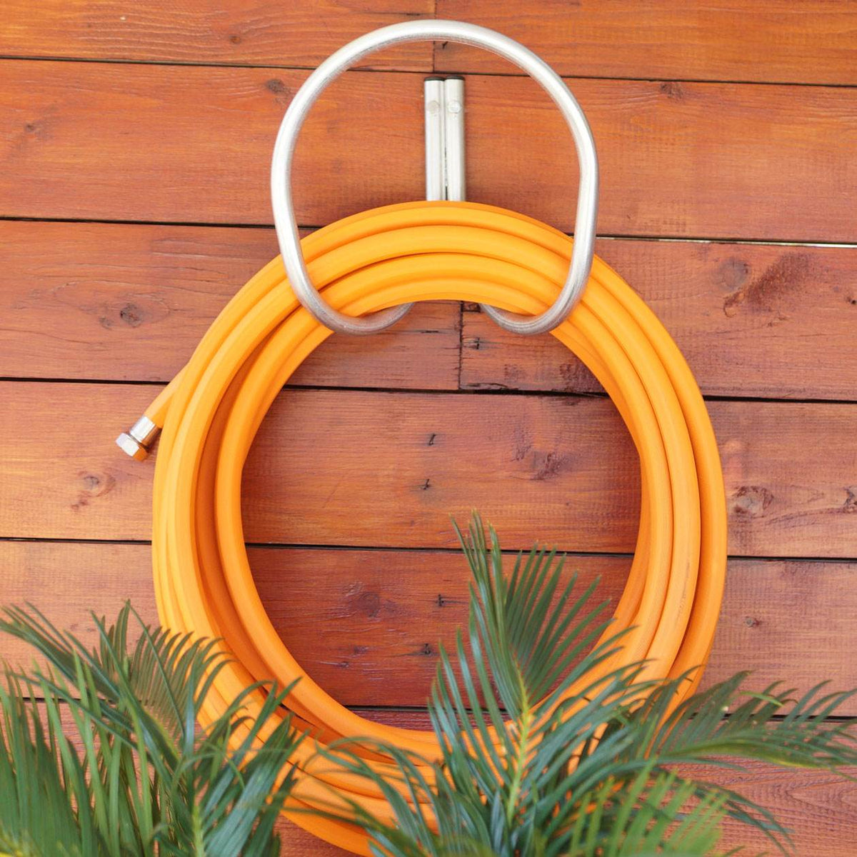 Yard Butler HHRP-4 Rust Proof Steel Wall Mounted Garden Hose Hanger (Open Box)