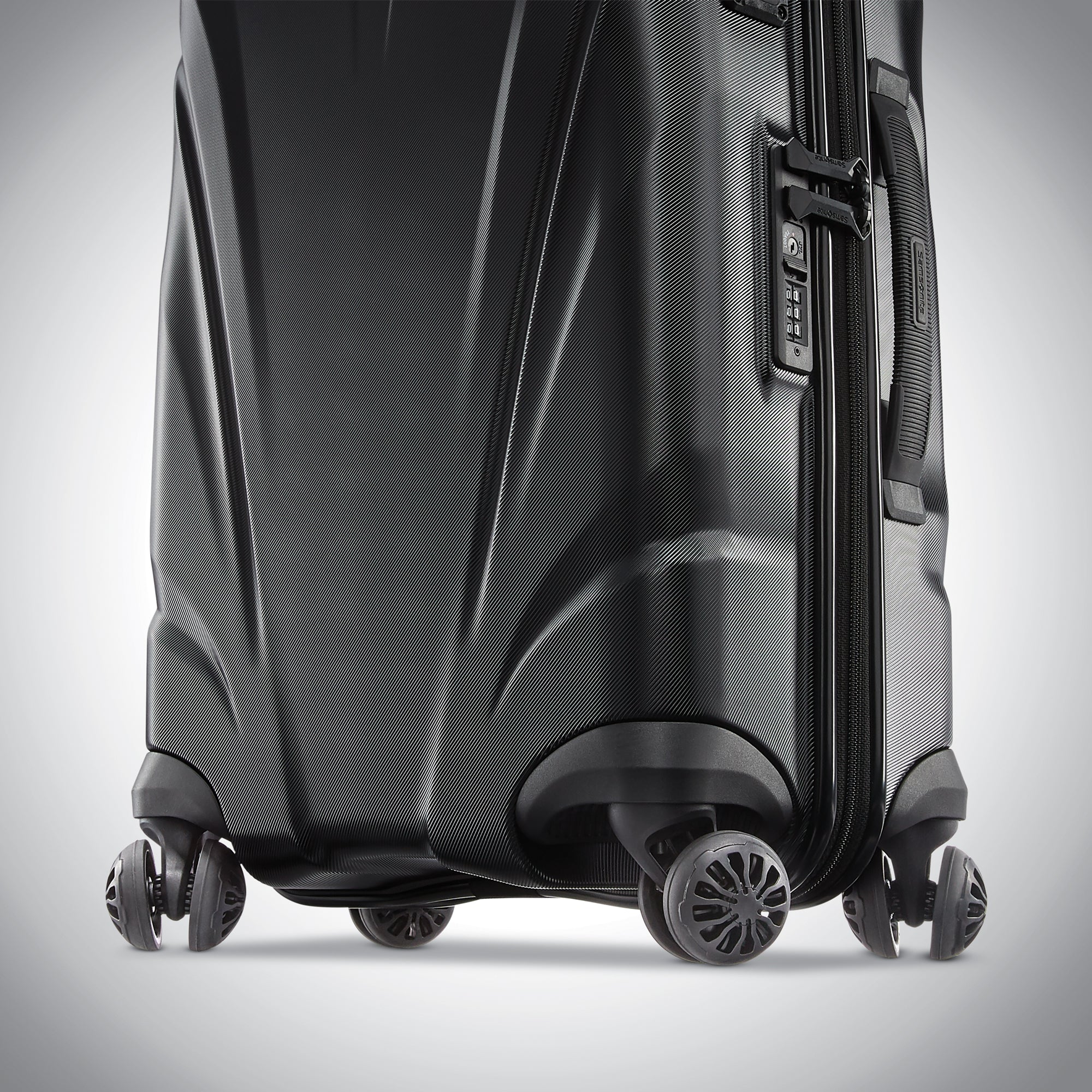 Samsonite Xcalibur XBT Spinner Hard Side Travel Carry On Suitcase (Used) - VMInnovations