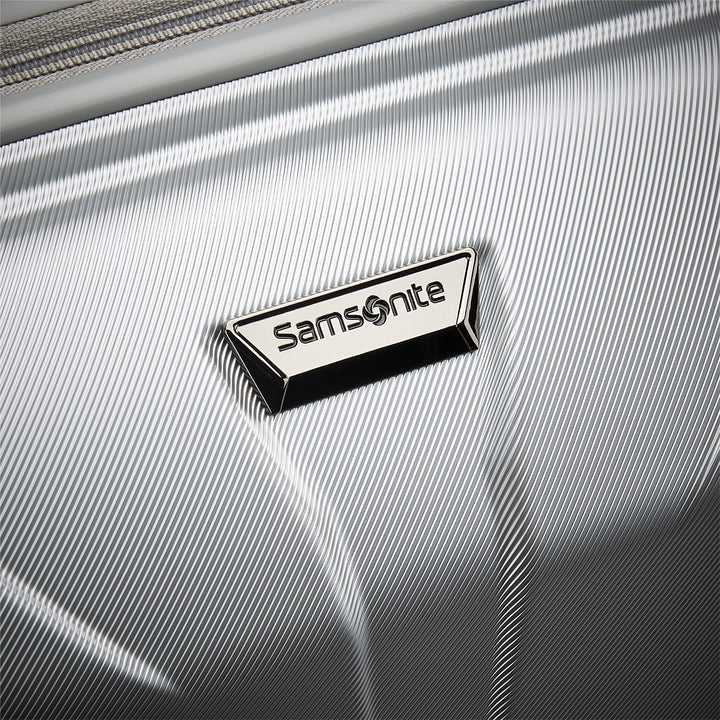 Samsonite Xcalibur Spinner Hard Side Lightweight Travel Carry On Suitcase (Used)