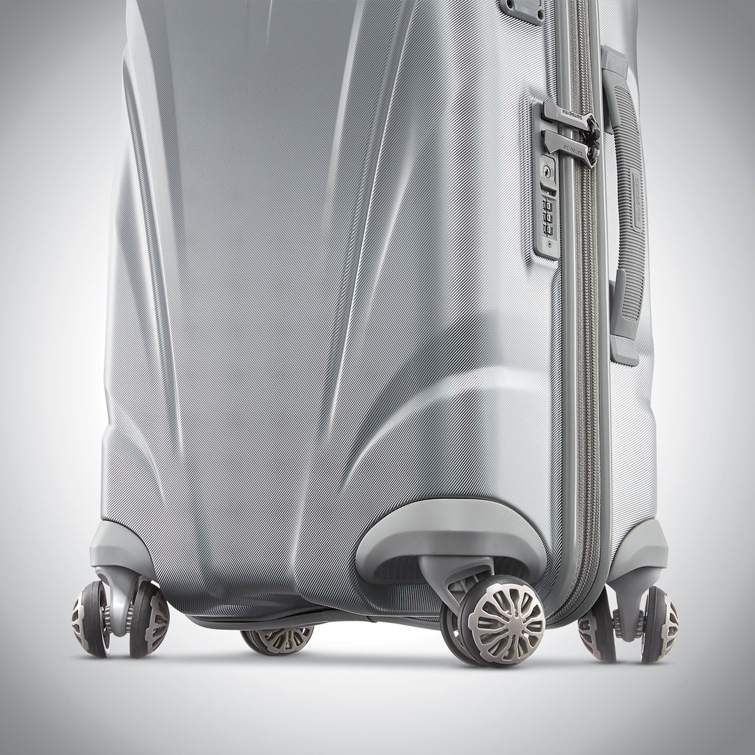 Samsonite Xcalibur Spinner Hard Side Lightweight Travel Carry On Suitcase (Used)