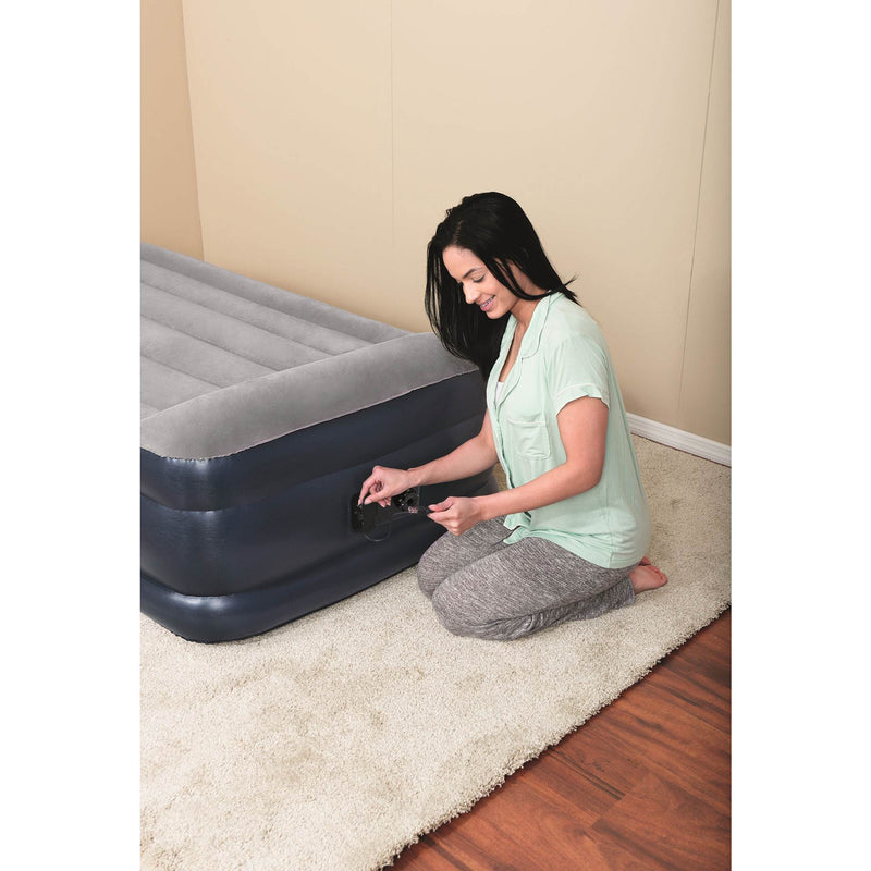 Bestway Tritech 18 Inch Raised Air Mattress Airbed with Built In AC Pump, (Used)