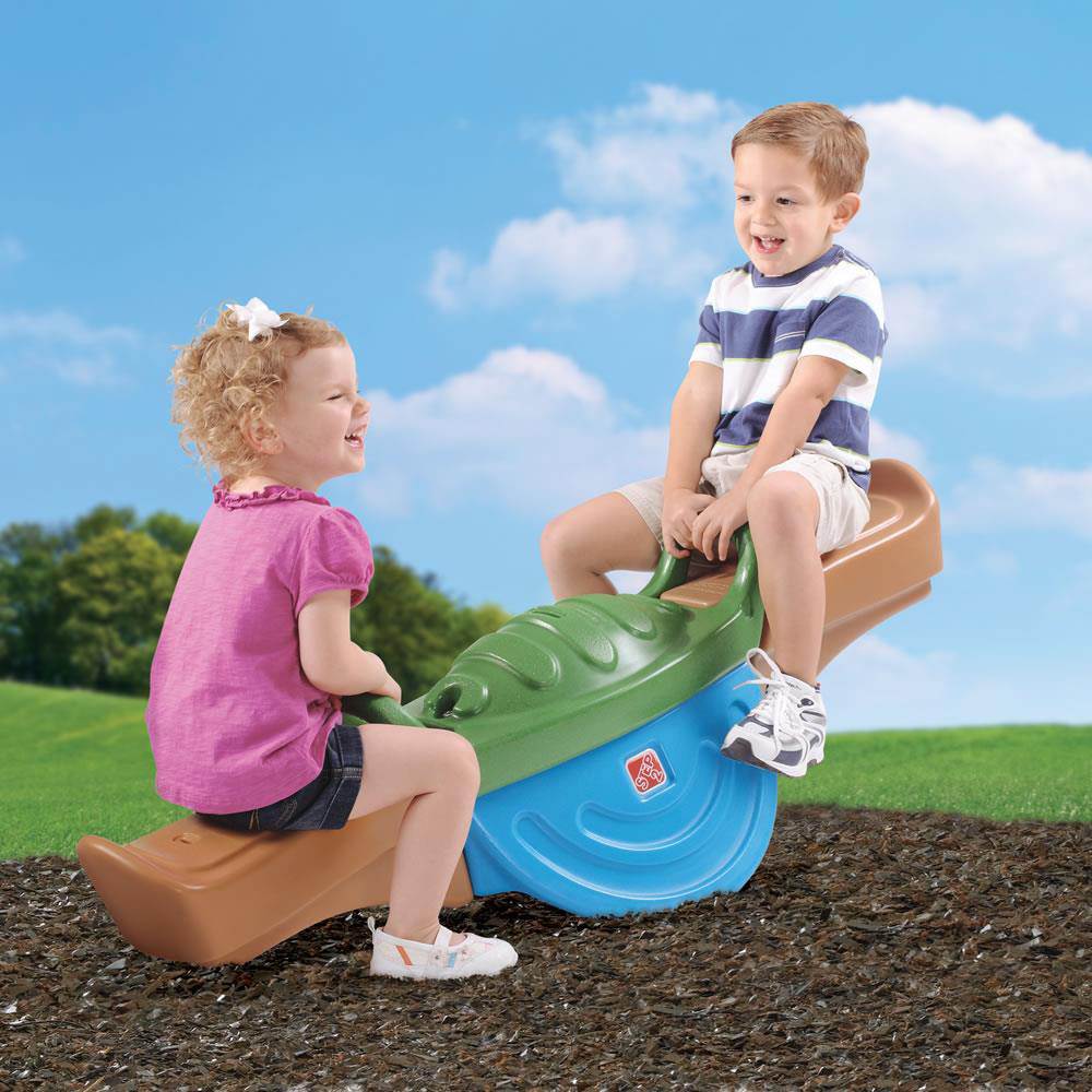 Step 2 Play Up Colorful Outdoor Plastic Active Children's Teeter Totter Seesaw