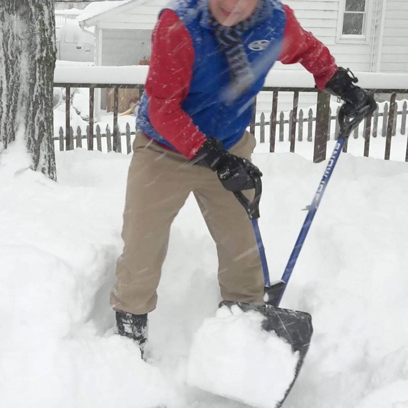 Snow Joe Shovelution Strain Reducing Snow Shovel and Pellets of Fire Ice Melter