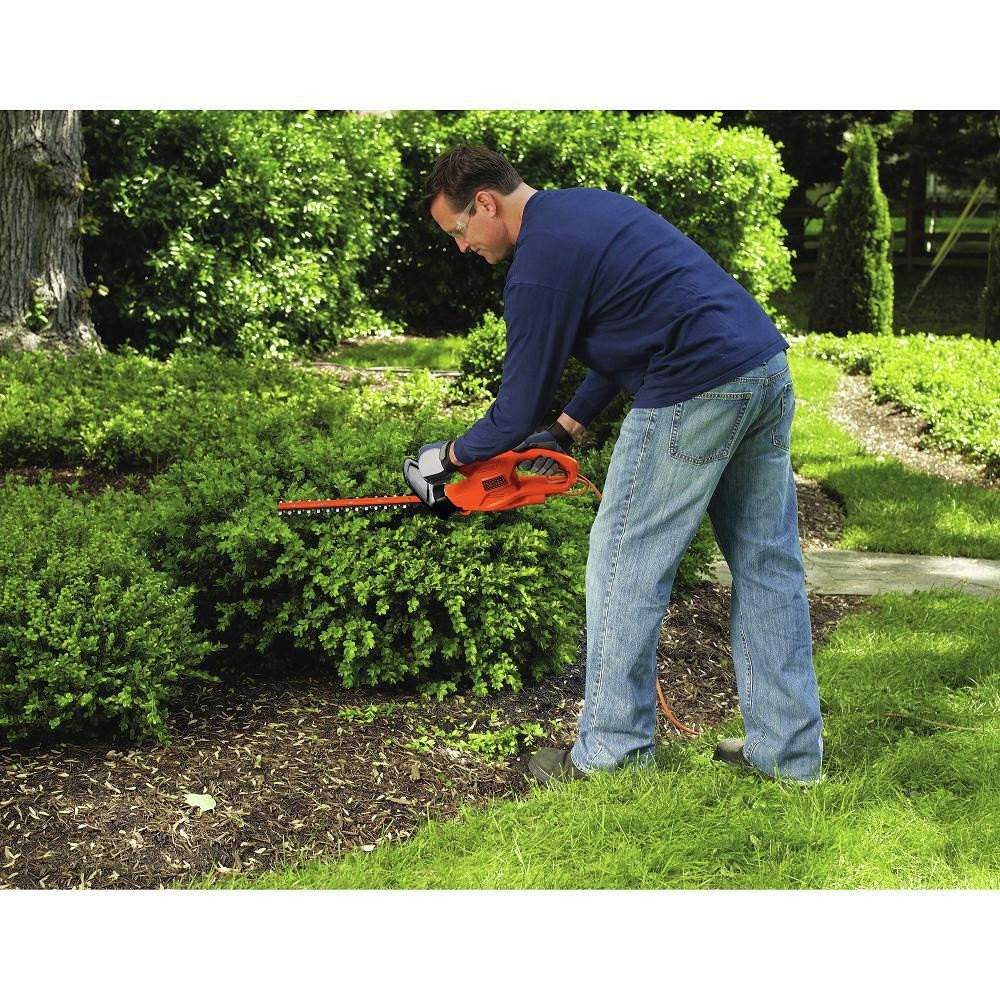 Black and Decker Electric Hedge Trimmer & Southwire 100 Foot Extension Cord