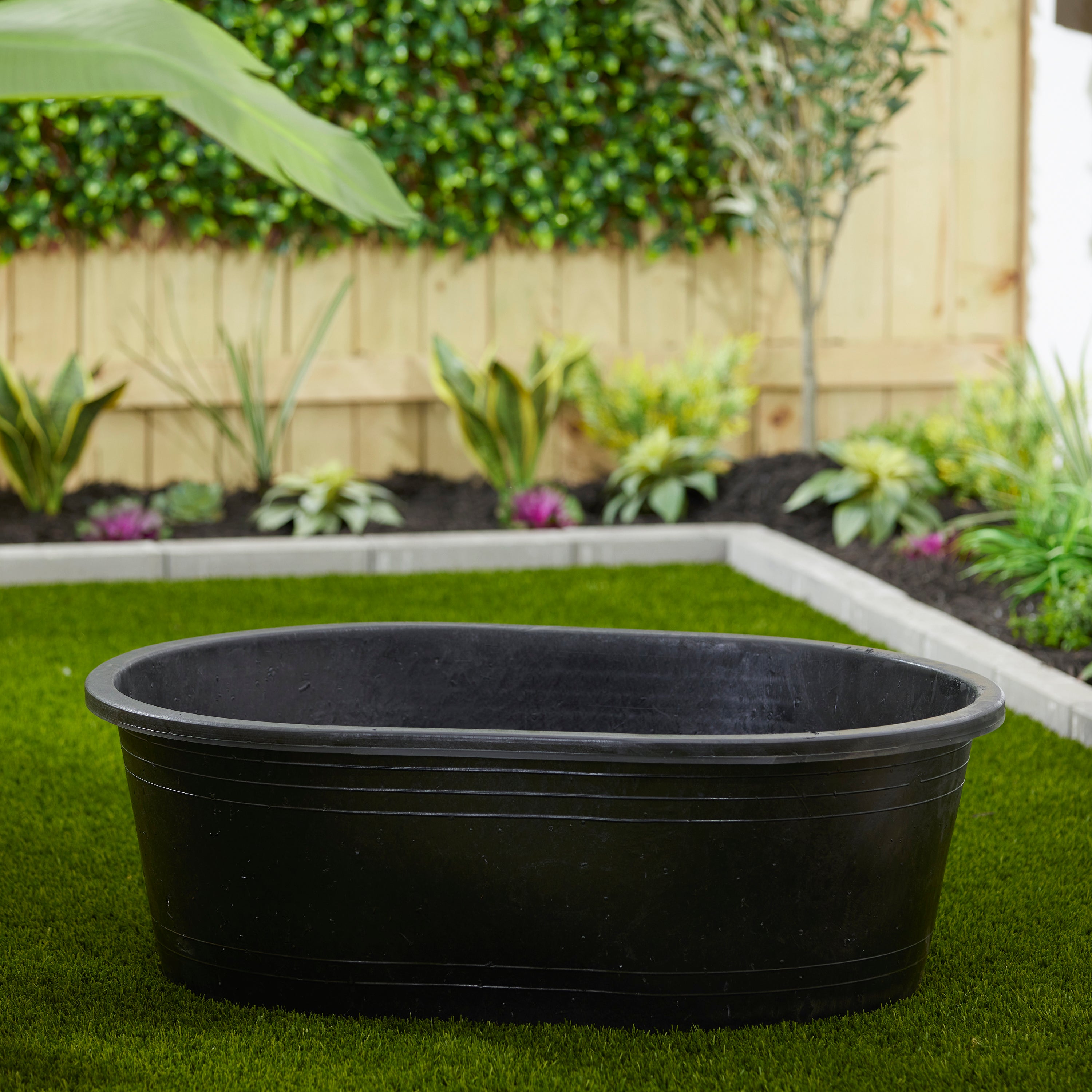 Tuff Stuff  40 Gallon Oval Water, Feed, or Storage Tank Tub, Green (Open Box)