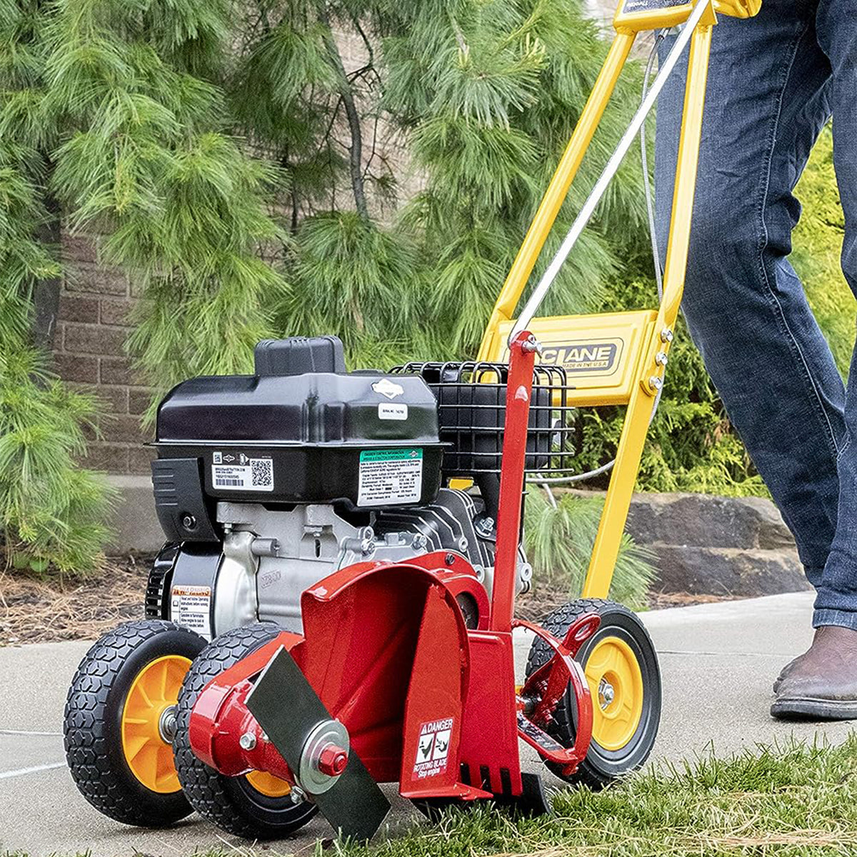McLane 101-4.75GT-7 9 Inch Gas Walk Behind Lawn Edger, 5.50 Gross Torque Engine