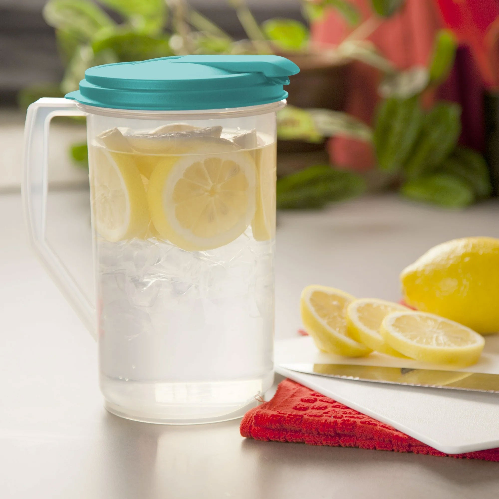Sterilite 1-Gallon Round Plastic Pitcher and Spout, Clear w/ Color Lid (18 Pack)