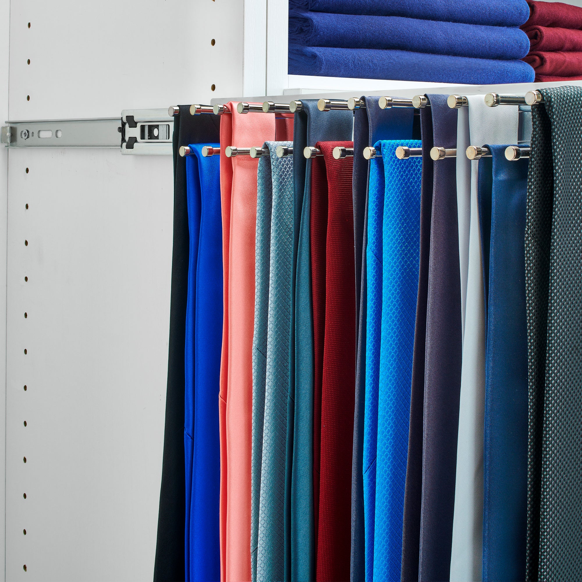 Rev-A-Shelf  14in Side Mount Extending Tie Organization Rack, Chrome (Open Box)