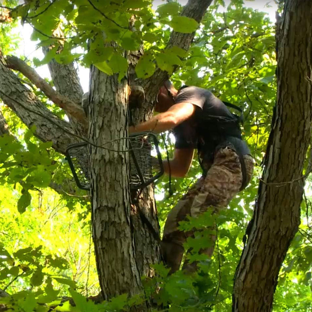 Muddy The Boss Wide Hang On 1 Person Hunting Tree Stand Platform (Open Box) - VMInnovations