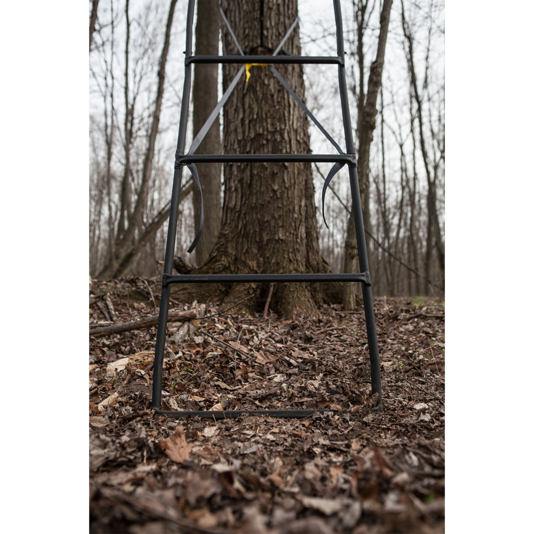 Hawk Durable Steel Denali 2-Man Ladder Treestand with Safe-Tread Steps(Open Box)