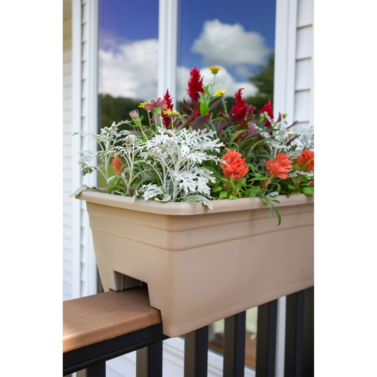 HC Companies heavy duty 24-Inch Width Deck Rail Box Planter, White w/ plugs