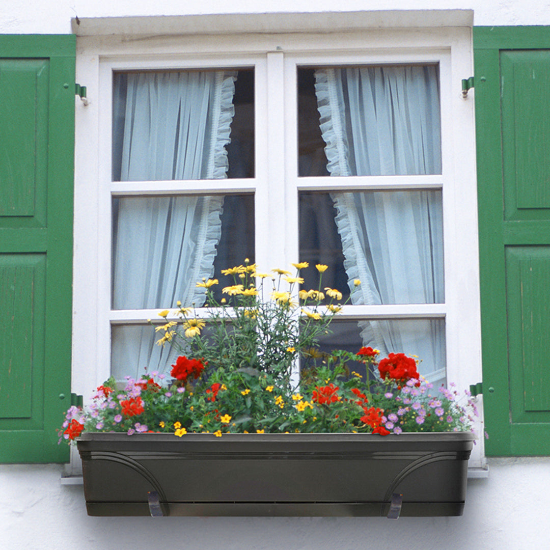 Southern Patio 36 Inch Medallion Hanging Windowsill Garden Box Planter (Used) - VMInnovations