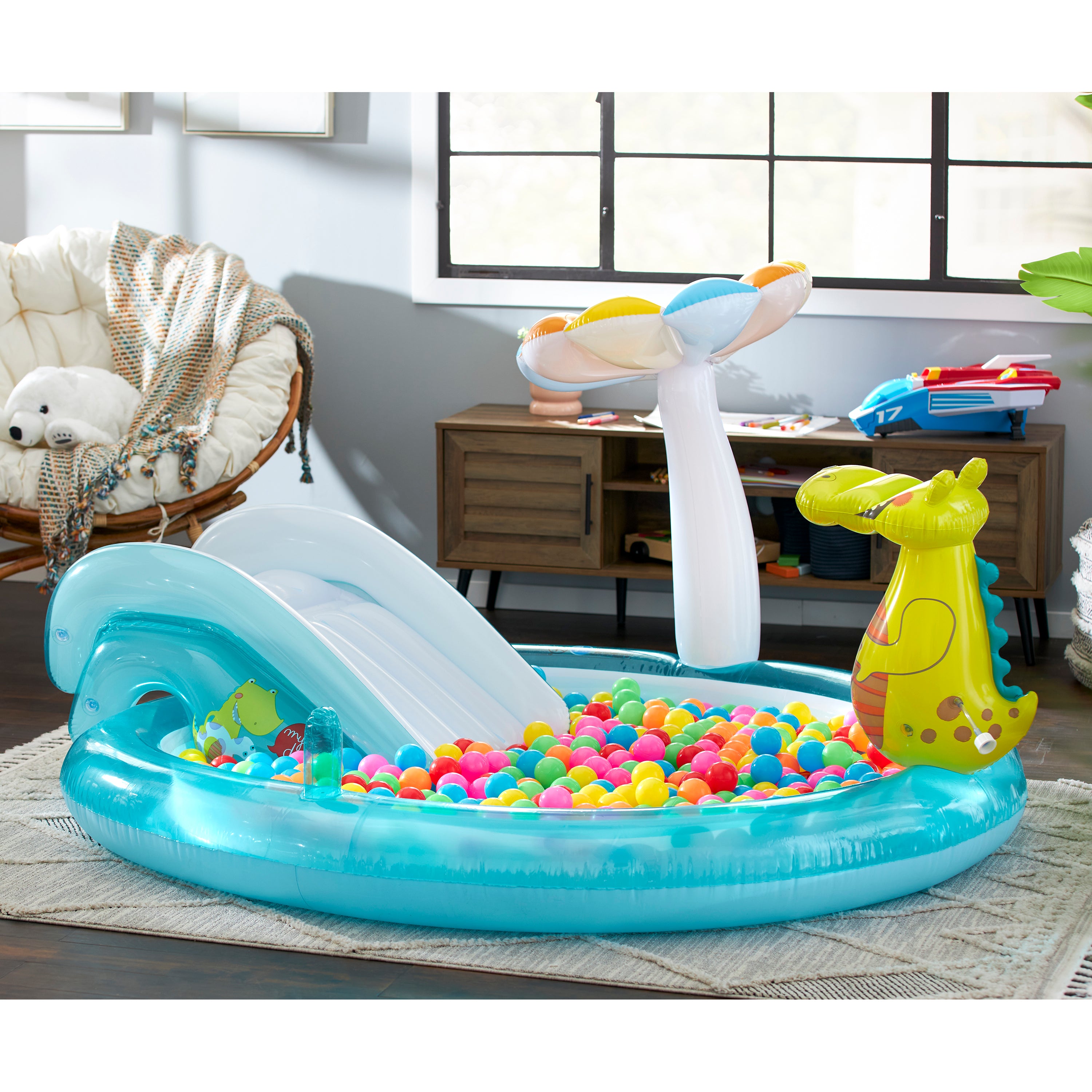 Intex Gator Inflatable Play Center Kiddie Pool with Slide & Fun Ballz, 100 Pack