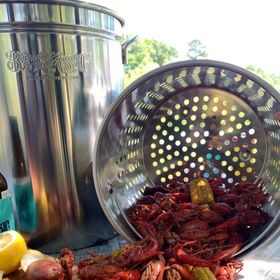 Bayou Classic 60 Quart Stainless Boil Steamer Cooker and Basket Kit (Used)