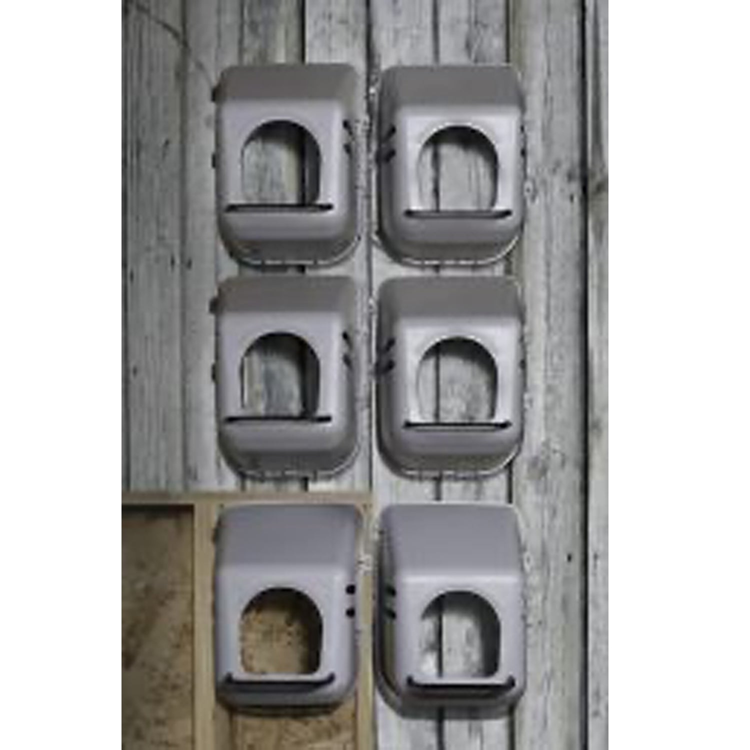 Little Giant Single Plastic Mountable Chicken Nesting Box w/Ventilation(OpenBox) - VMInnovations