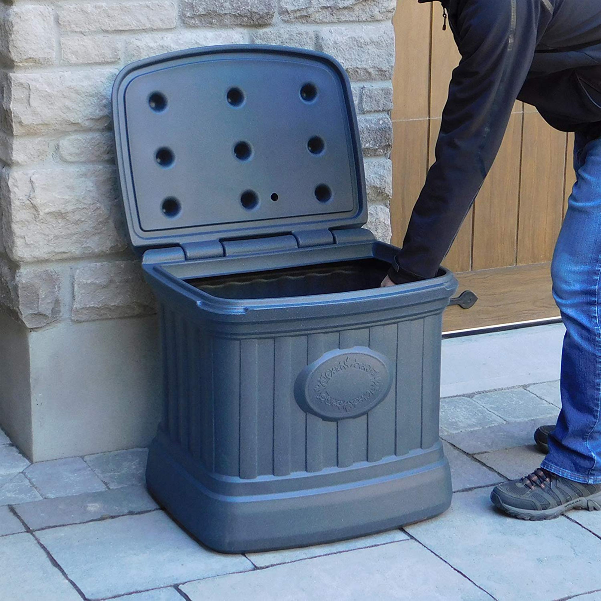 FCMP SB120-GRY-S 20 Gal. Sand, Salt, Ice Melt Outdoor Storage Bin (Open Box) - VMInnovations