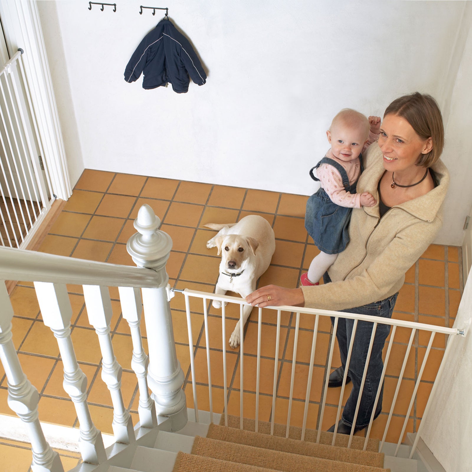 Scandinavian Pet Design Extra Tall 42" Animal Pet Safety Gate, White (Open Box) - VMInnovations