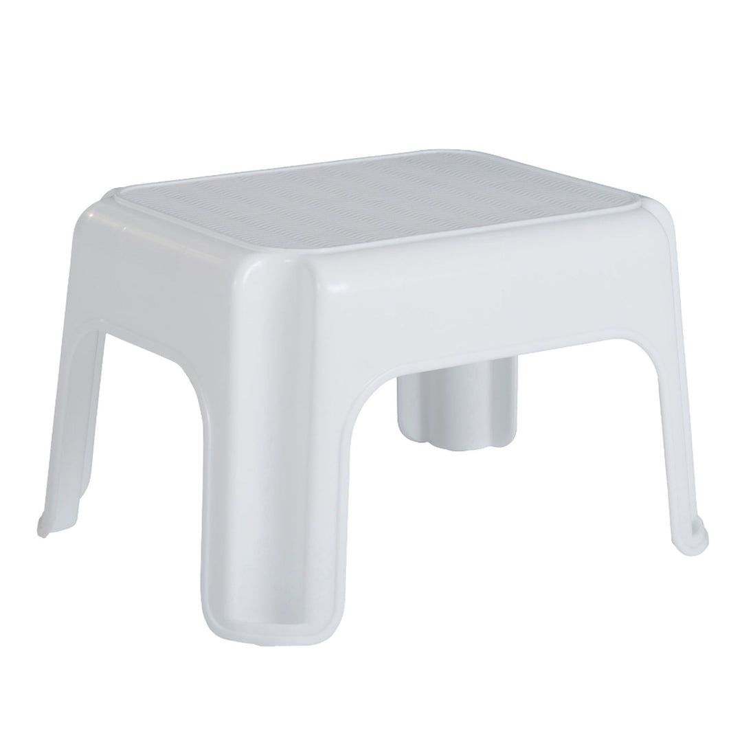 Rubbermaid Durable Roughneck Plastic Family Sturdy Small Step Stool, White(Used)
