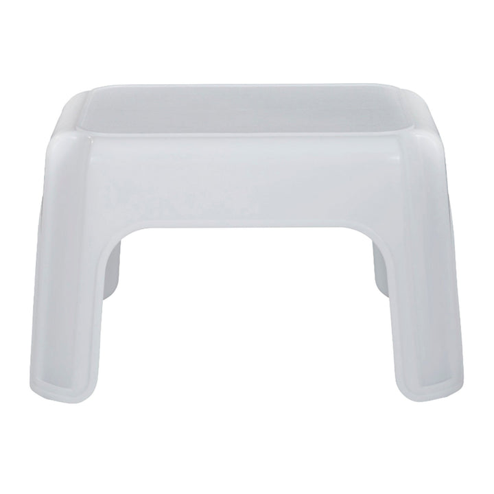 Rubbermaid Durable Plastic Step Stool w/ 300-LB Weight Capacity, White (4-Pack)