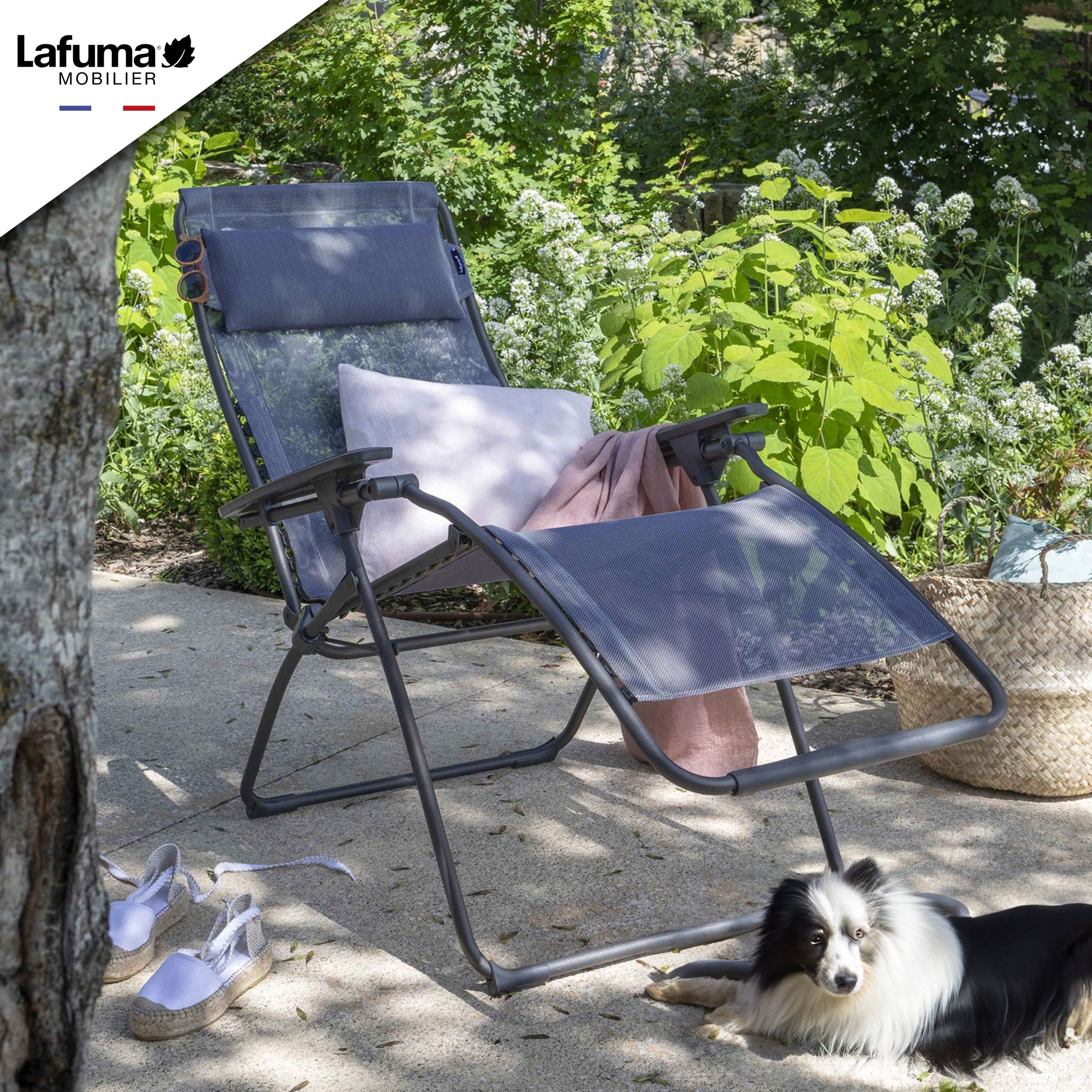 Lafuma LFM3118-8547 Futura Gravity Outdoor Lounge Recliner, Ocean Blue(Open Box) - VMInnovations