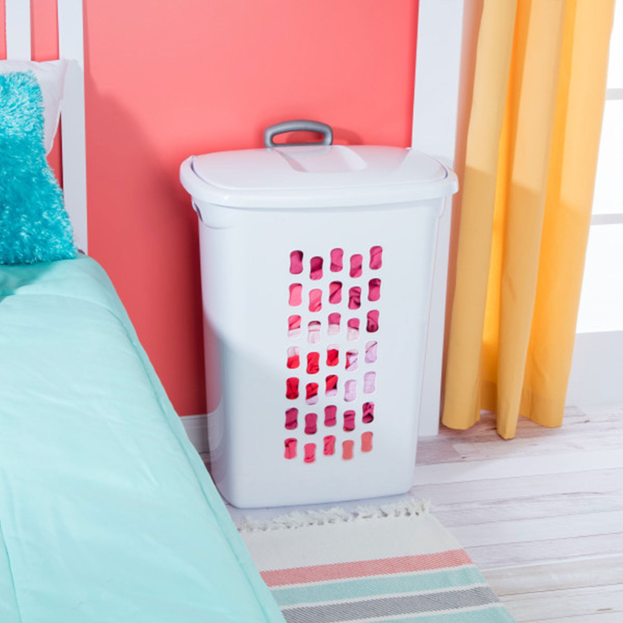 Sterilite White Laundry Hamper With Lift-Top, Wheels, And Pull Handle (12 Pack)