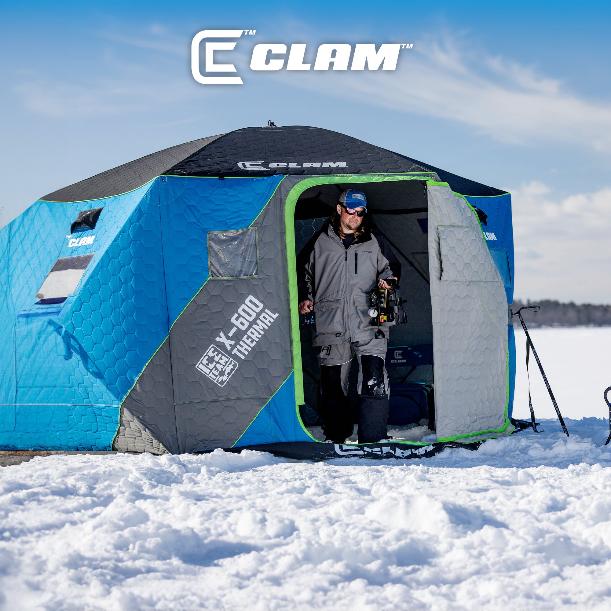 CLAM X-600 Portable 11.5' 6 Person Ice Team Thermal Hub Shelter w/Dimmable Light - VMInnovations