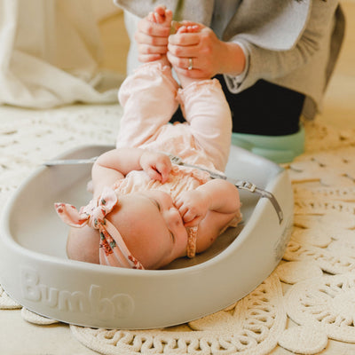 Bumbo Diaper Changing Pad, Baby Changing Mat with Safety Belt, Gray (Open Box)