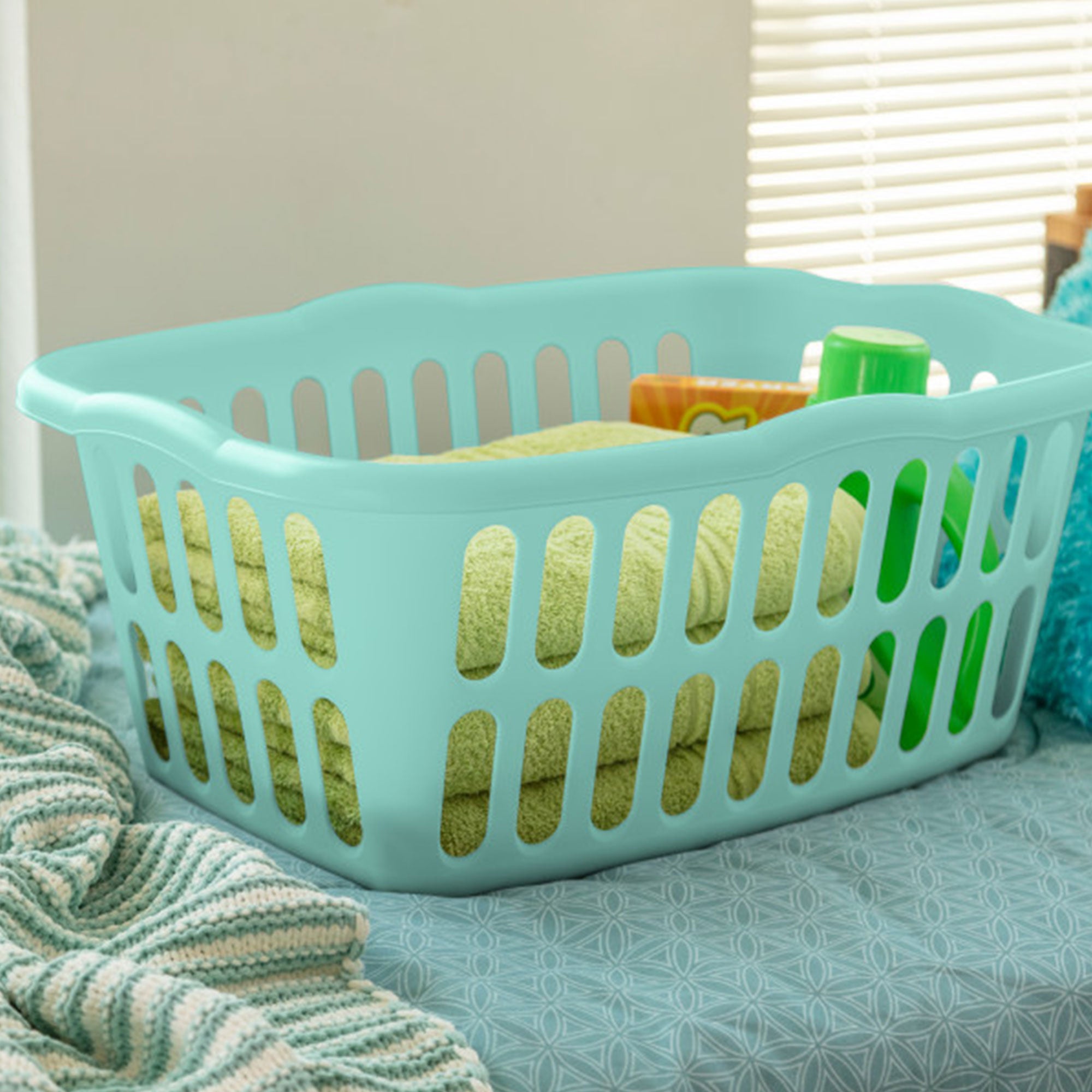 Sterilite 1.5 Bushel Plastic Clothes Laundry Basket Bin, Assorted (24 Pack)