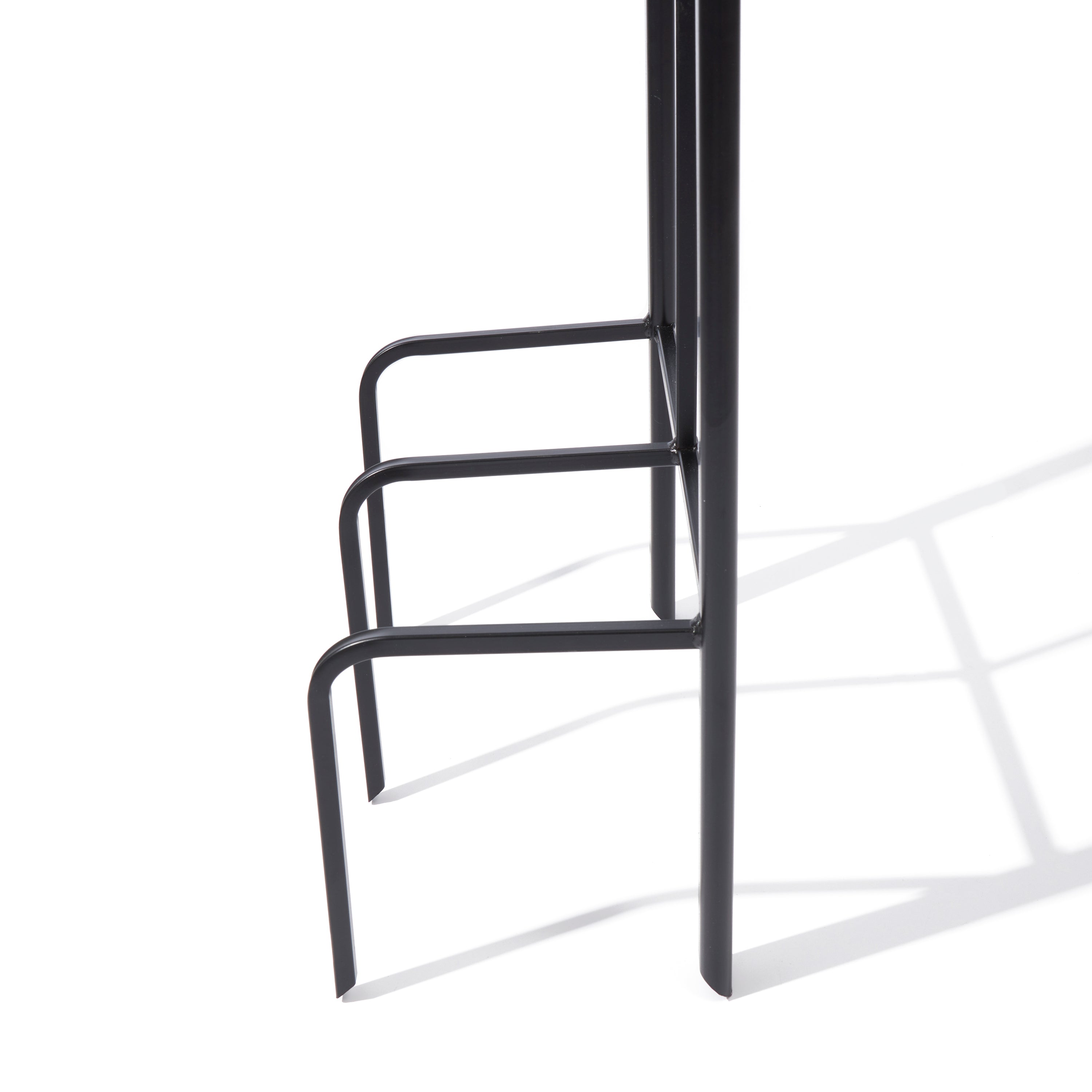 Liberty Garden 5-Prong Gauge Steel Scroll Water Hose Stand w/ Shelf (Open Box) - VMInnovations