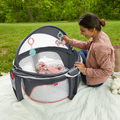 Fisher Price GKH69 2-in-1 Portable On-The-Go Baby Dome Play Area, Rosy Windmill