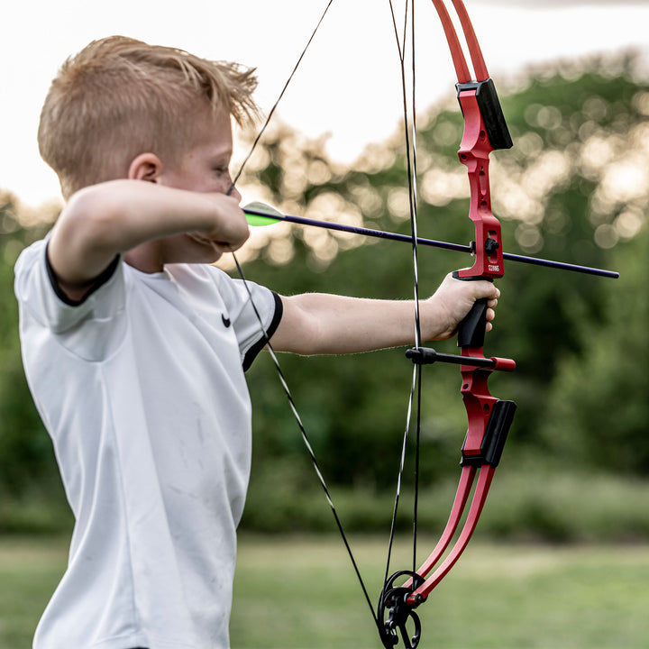 Genesis Kids Right Hand Mini Bow Kit with Quiver and Aluminum Arrows (Used)