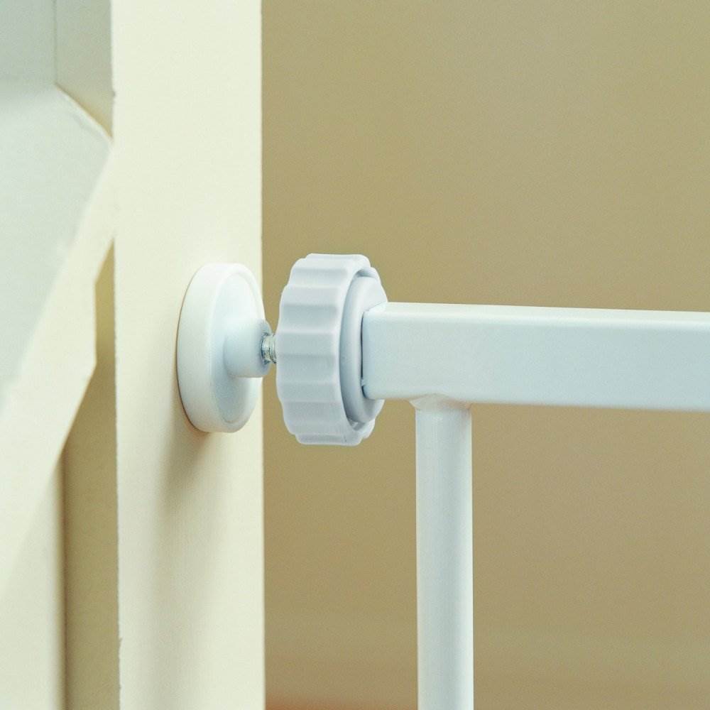 North State 4819 Durable 38.75 Inch Metal Auto-Close Baby/Child Safety Pet Gate