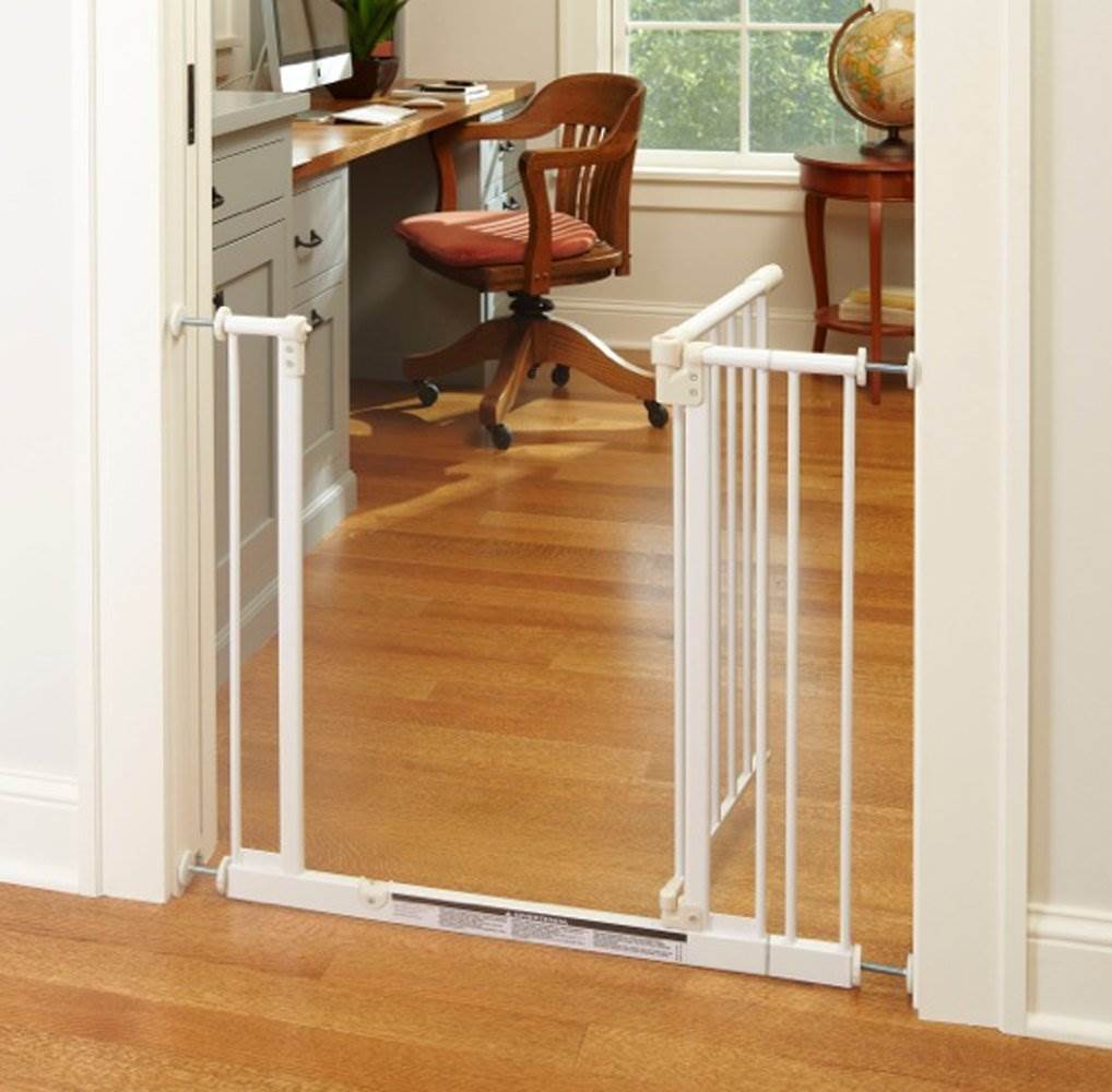 North States Easy Close 28-38.5" Metal Baby Child Pet Safety Gate, White (Used)