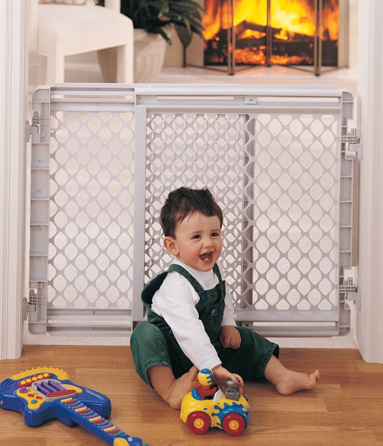 North States Wide Stairway Baby/Pet Mounted Swing Gate, White (Open Box)
